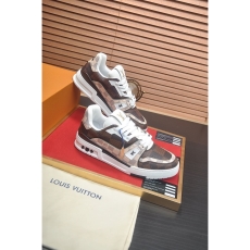 Louis Vuitton Trainer Sneaker